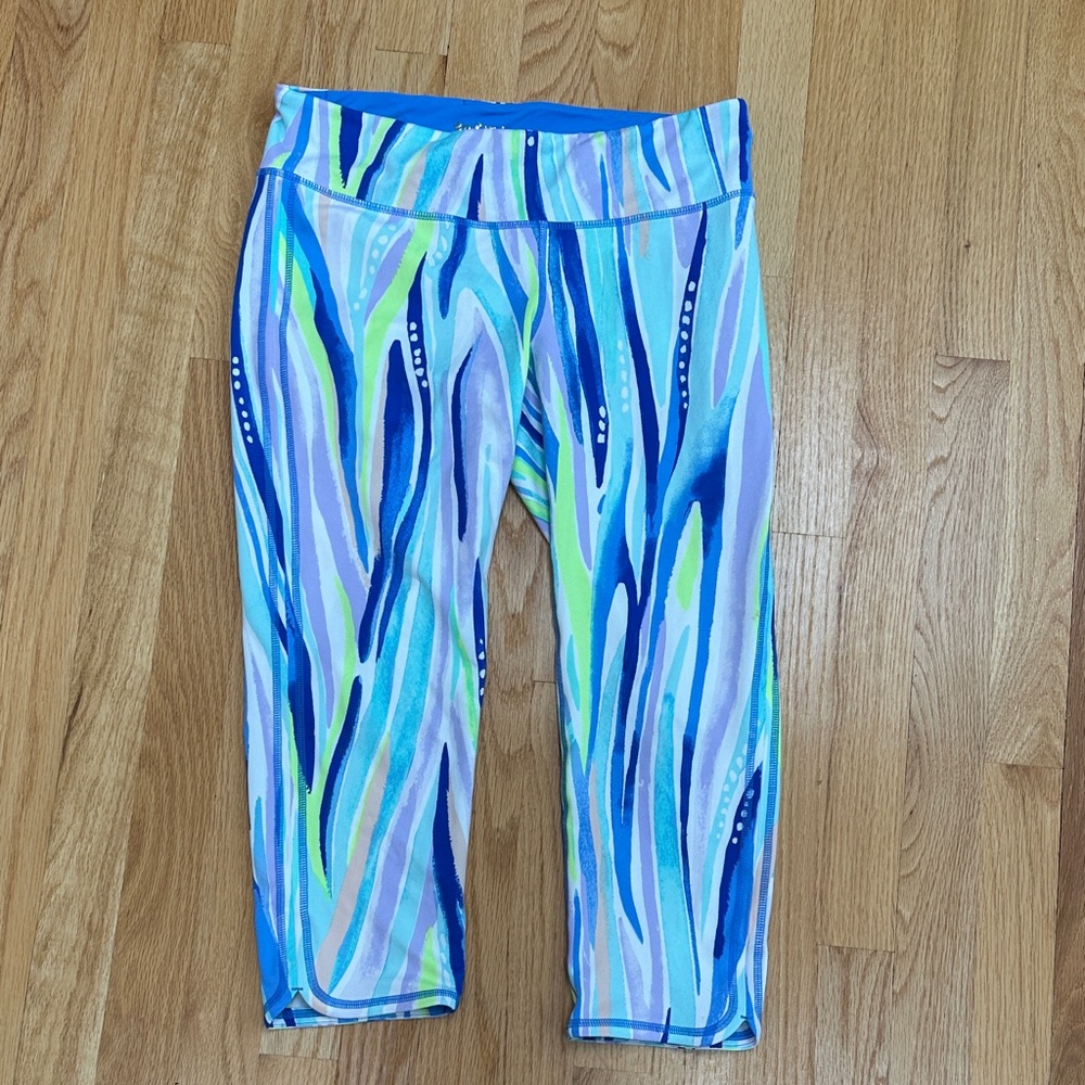Lilly Pulitzer Blue Luxletic crop Leggings size large